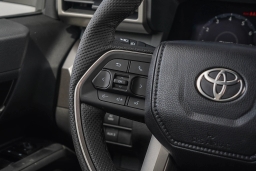 Toyota Tacoma 4WD TRD Off Road Hybrid Double Cab 5' Bed AT (Natl) 2026