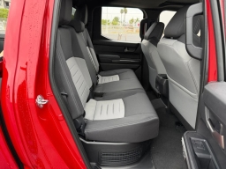 Toyota Tacoma 4WD TRD Off Road Hybrid Double Cab 5' Bed AT (Natl) 2026