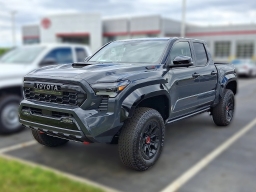 Toyota Tacoma 4WD TRD Pro Hybrid Double Cab 5' Bed AT (Natl) 2026