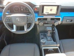 Toyota Tacoma 4WD TRD Off Road Hybrid Double Cab 5' Bed AT (Natl) 2026