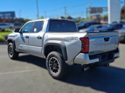 Toyota Tacoma 4WD TRD Off Road Hybrid Double Cab 5' Bed AT (Natl) 2026