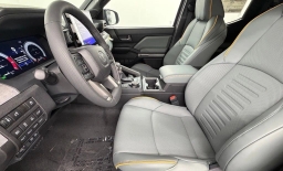 Toyota Tacoma 4WD Trailhunter Hybrid Double Cab 6' Bed AT (Natl) 2026