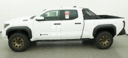 Toyota Tacoma 4WD Trailhunter Hybrid Double Cab 6' Bed AT (Natl) 2026