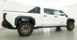 Toyota Tacoma 4WD Trailhunter Hybrid Double Cab 6' Bed AT (Natl) 2026