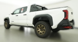 Toyota Tacoma 4WD Trailhunter Hybrid Double Cab 6' Bed AT (Natl) 2026