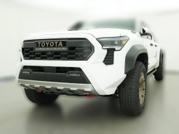 Toyota Tacoma 4WD Trailhunter Hybrid Double Cab 6' Bed AT (Natl) 2026