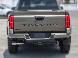 Toyota Tacoma 4WD TRD Off Road Hybrid Double Cab 5' Bed AT (Natl) 2026