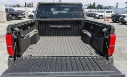 Toyota Tacoma 4WD TRD Off Road Hybrid Double Cab 5' Bed AT (Natl) 2026
