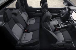 Toyota Tacoma 4WD TRD Sport Hybrid Double Cab 5' Bed AT (Natl) 2026