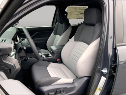 Toyota Tacoma 4WD TRD Off Road Hybrid Double Cab 5' Bed AT (Natl) 2026