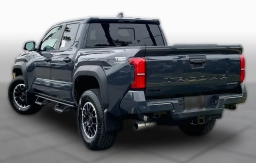 Toyota Tacoma 4WD TRD Off Road Hybrid Double Cab 5' Bed AT (Natl) 2026