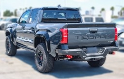 Toyota Tacoma 4WD TRD Pro Hybrid Double Cab 5' Bed AT (Natl) 2026