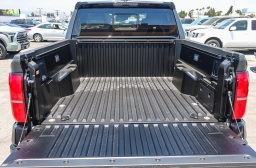 Toyota Tacoma 4WD TRD Pro Hybrid Double Cab 5' Bed AT (Natl) 2026