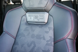Toyota Tacoma 4WD TRD Pro Hybrid Double Cab 5' Bed AT (Natl) 2026