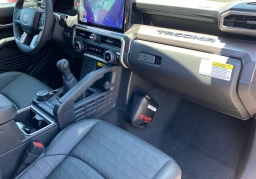 Toyota Tacoma 4WD TRD Sport Double Cab 6' Bed AT (Natl) 2026