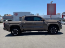 Toyota Tacoma 4WD TRD Sport Double Cab 6' Bed AT (Natl) 2026