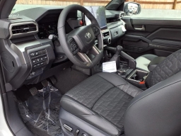 Toyota Tacoma 4WD TRD Off Road Double Cab 5' Bed MT (Natl) 2026