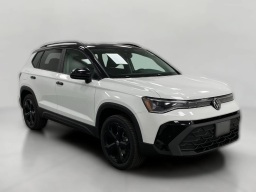 Volkswagen Taos SE Black 4MOTION 2026