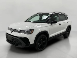 Volkswagen Taos SE Black 4MOTION 2026