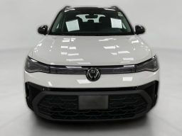 Volkswagen Taos SE Black 4MOTION 2026