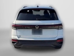 Volkswagen Taos SE Black 4MOTION 2026