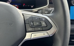 Volkswagen Taos SE Black FWD 2026