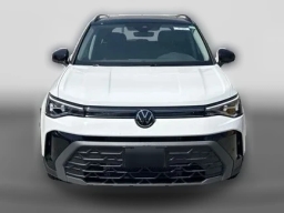 Volkswagen Taos SE Black FWD 2026