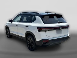 Volkswagen Taos SE Black FWD 2026