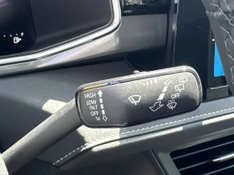 Volkswagen Taos SE Black FWD 2026