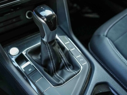 Volkswagen Taos SE Black FWD 2026