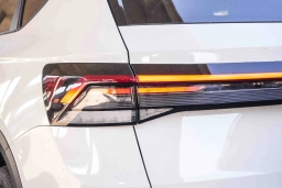 Volkswagen Taos SE Black FWD 2026