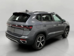 Volkswagen Taos SEL 4MOTION 2026