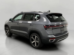 Volkswagen Taos SEL 4MOTION 2026