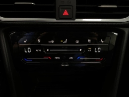 Volkswagen Taos SEL 4MOTION 2026
