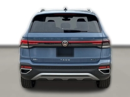 Volkswagen Taos SEL 4MOTION 2026