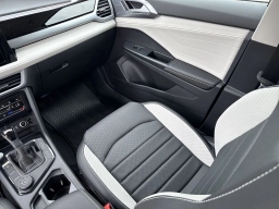 Volkswagen Taos SEL 4MOTION 2026