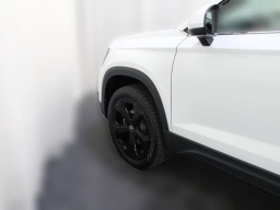 Volkswagen Taos SEL 4MOTION 2025