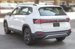 Volkswagen Taos S FWD 2025