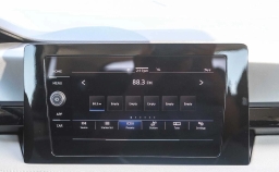 Volkswagen Taos S FWD 2025