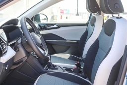 Volkswagen Taos S FWD 2025