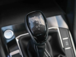 Volkswagen Taos S FWD 2025