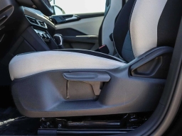 Volkswagen Taos S FWD 2025