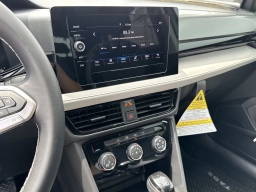 Volkswagen Taos S FWD 2026