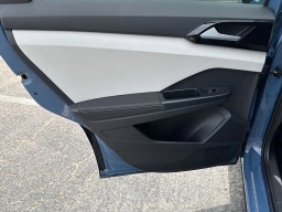 Volkswagen Taos S FWD 2026