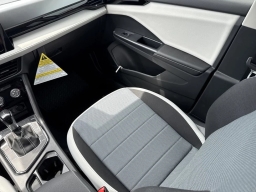 Volkswagen Taos S FWD 2026