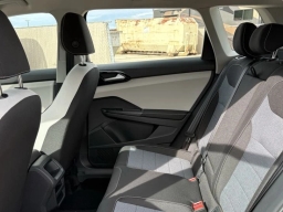Volkswagen Taos S FWD 2026