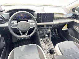 Volkswagen Taos S FWD 2026