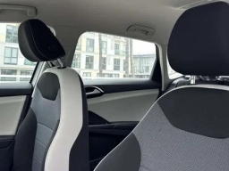 Volkswagen Taos S FWD 2026