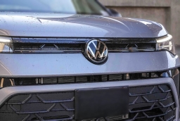 Volkswagen Taos S FWD 2026