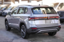 Volkswagen Taos S FWD 2026
